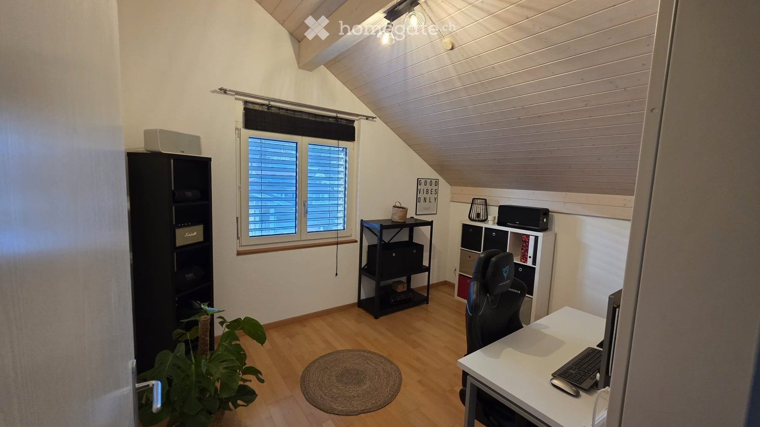 4 rooms apartment, photo 3 of 5