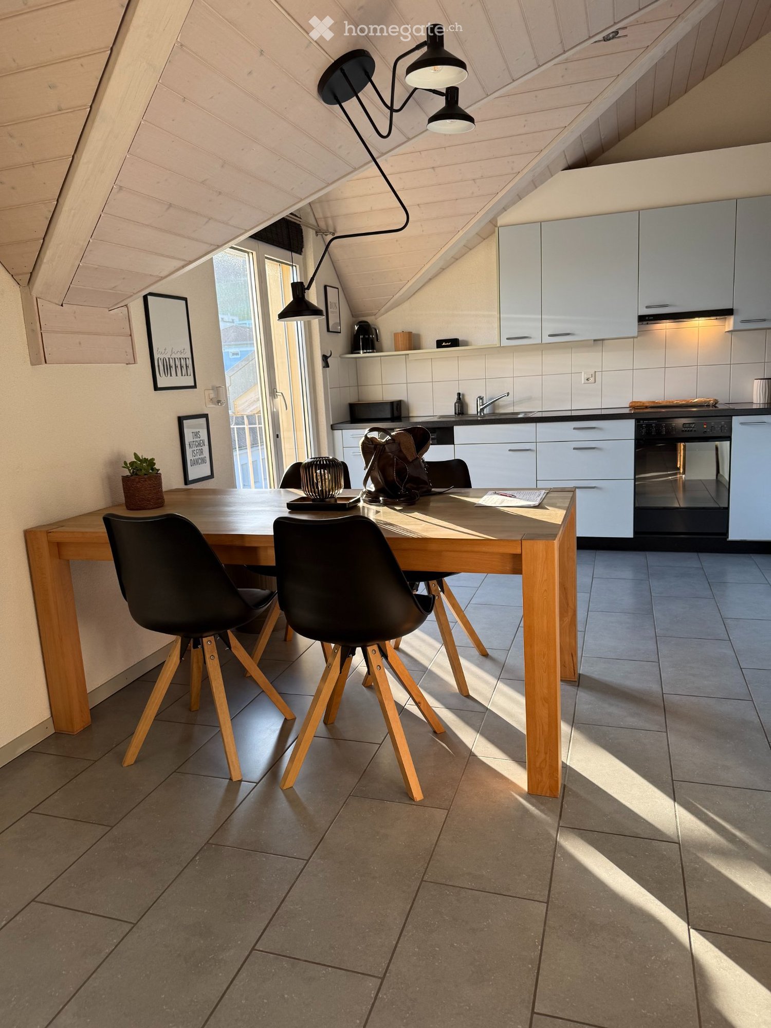 4 rooms apartment, photo 2 of 5