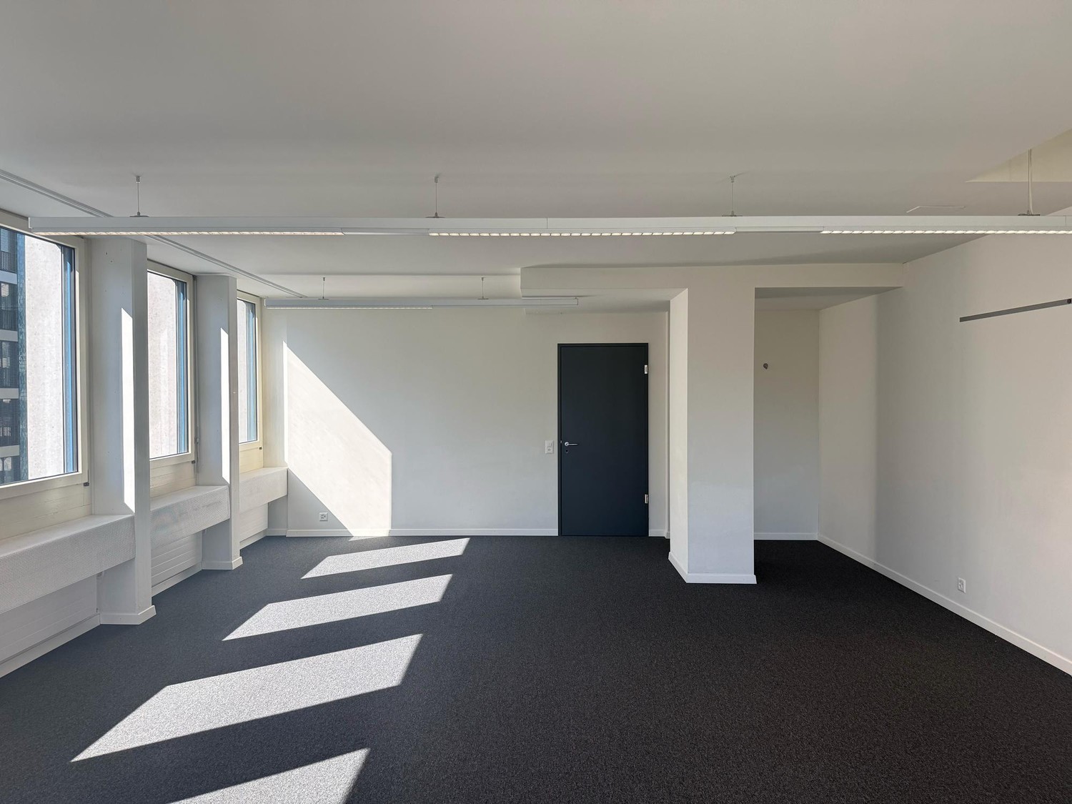 56m² office, photo 3 of 3