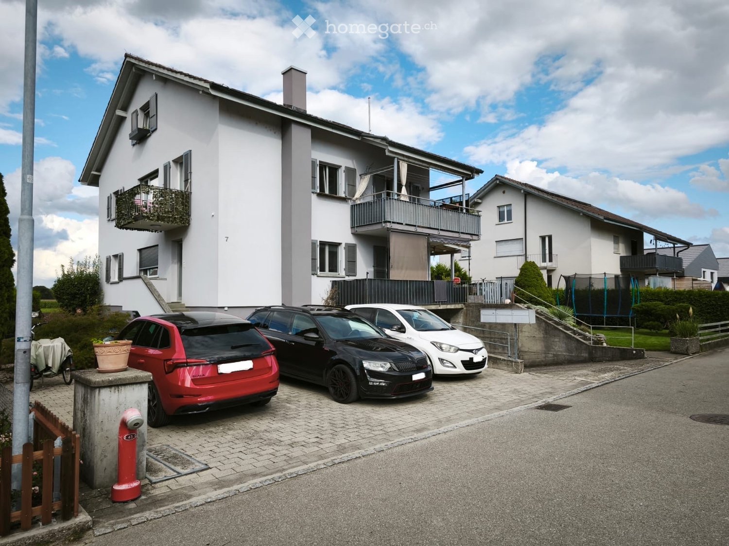 5 rooms apartment