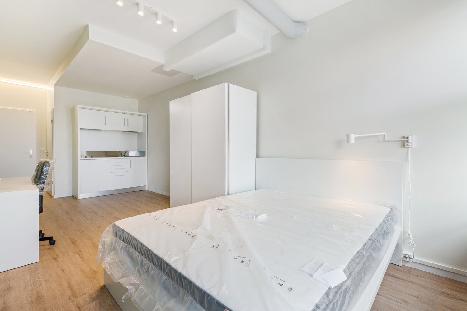 1 room apartment, photo 3 of 7