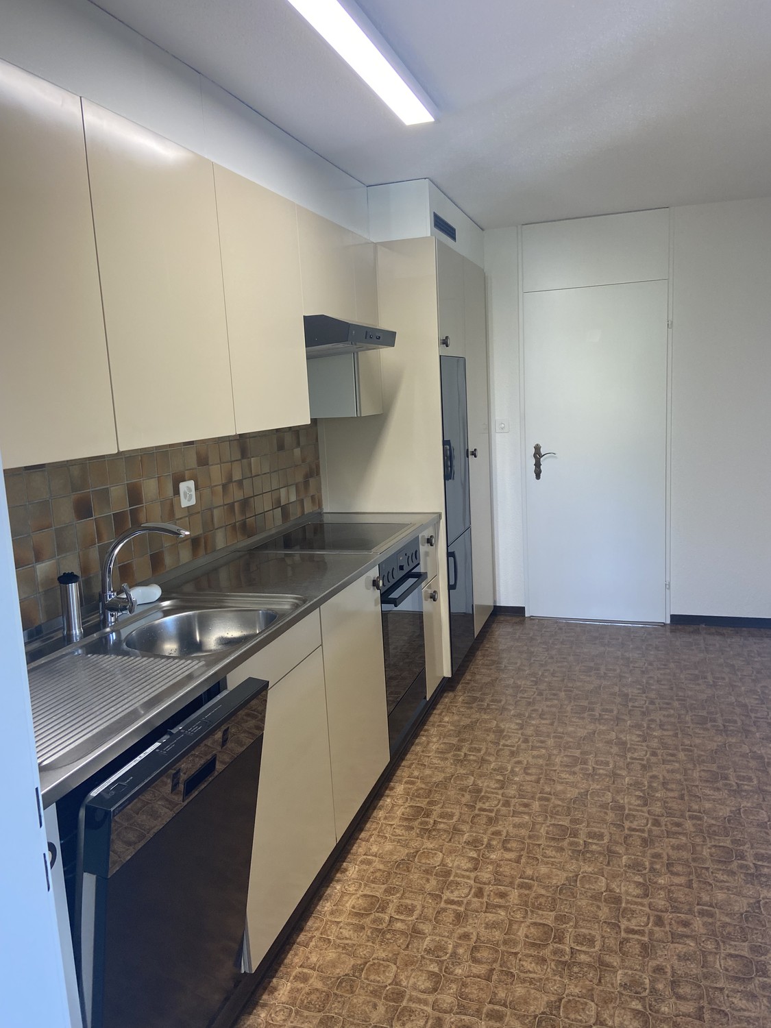 5 rooms apartment, photo 7 of 10