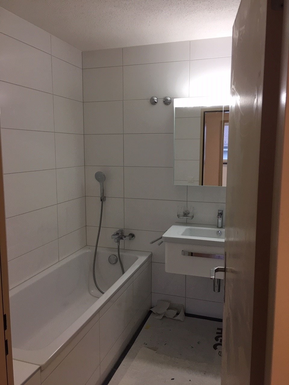 5 rooms apartment