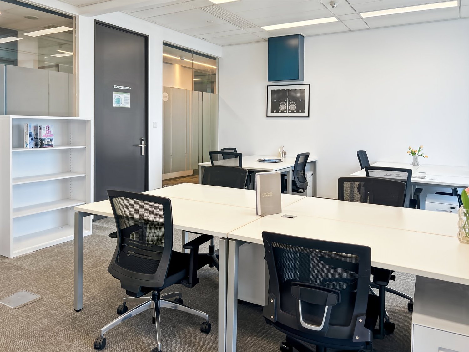 Office, photo 2 of 8
