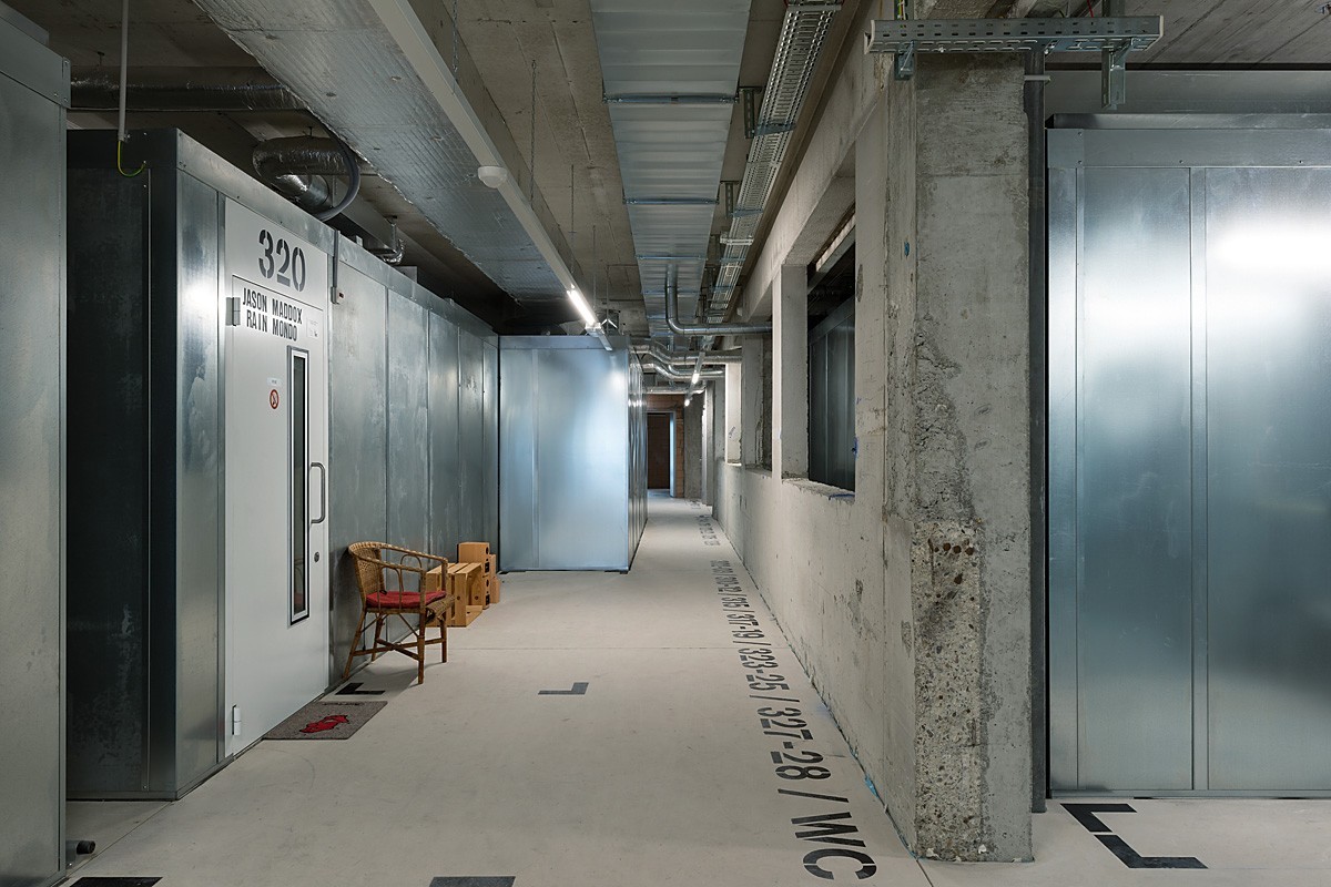 Atelier, photo 2 of 3