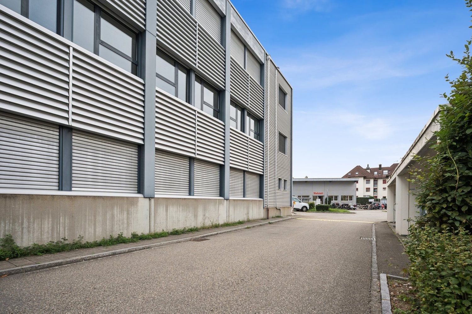 250m² commercial
