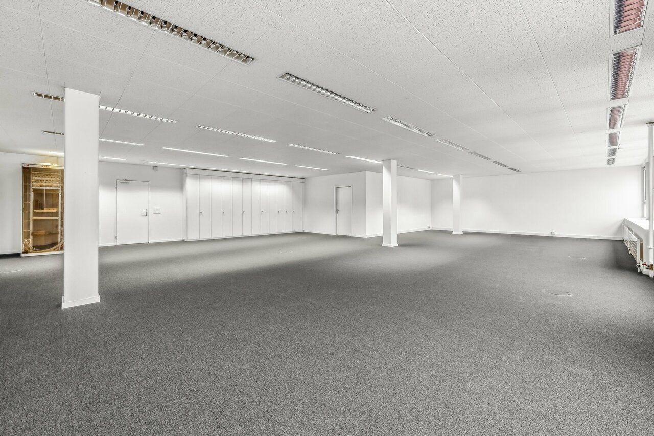142m² bureau