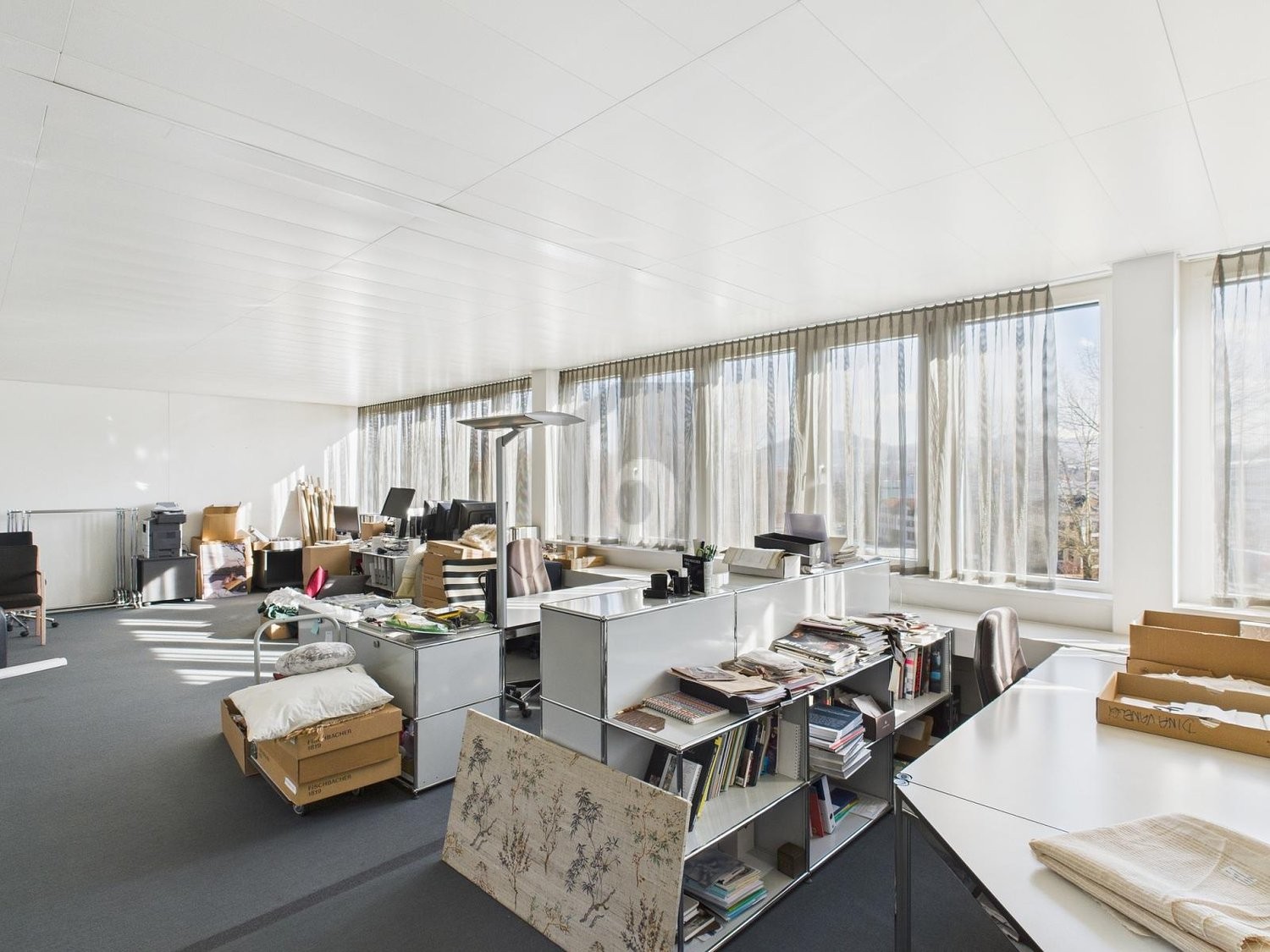 56m² office