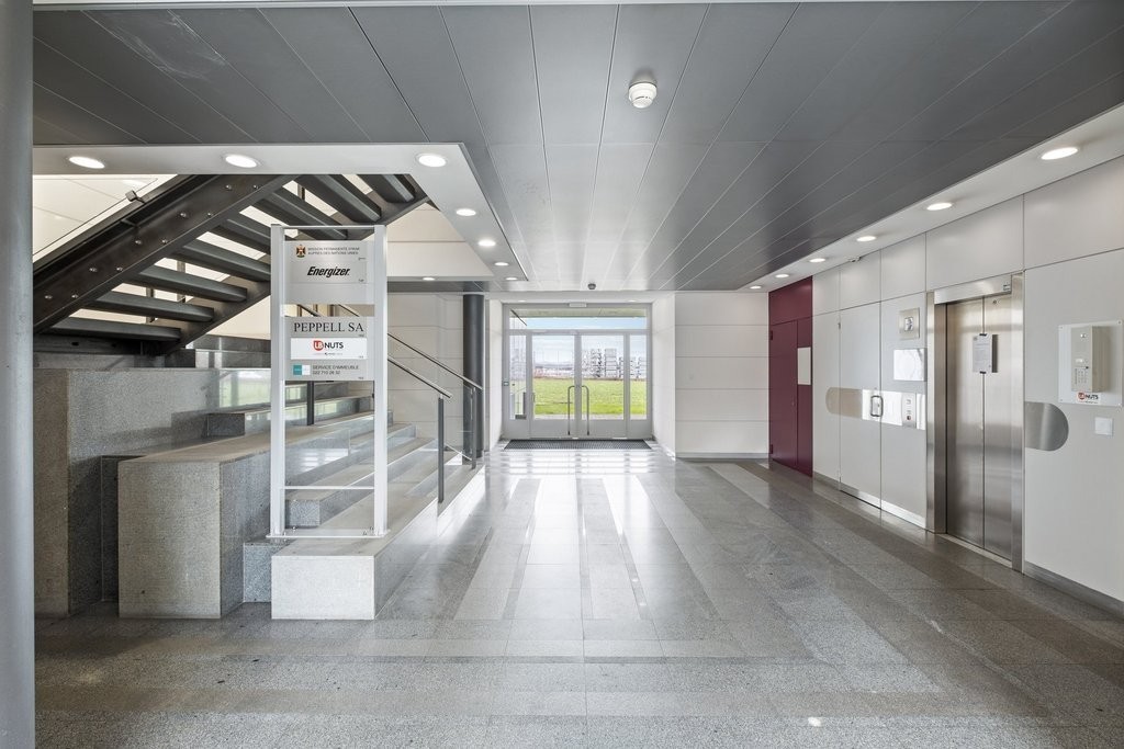66m² office, photo 1 of 8