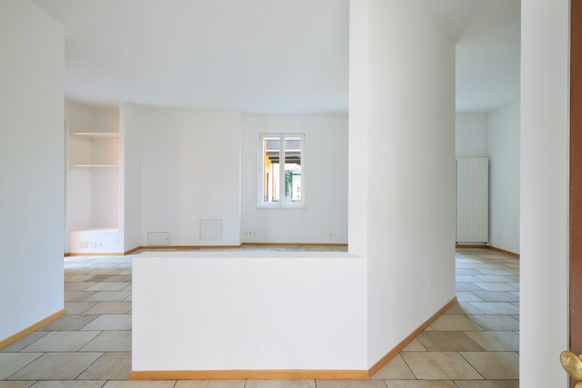 6 rooms single house, photo 3 of 10