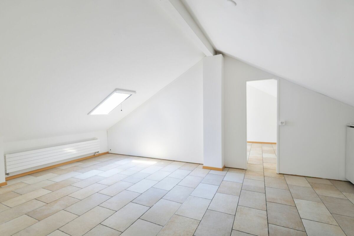 6 rooms single house, photo 9 of 10