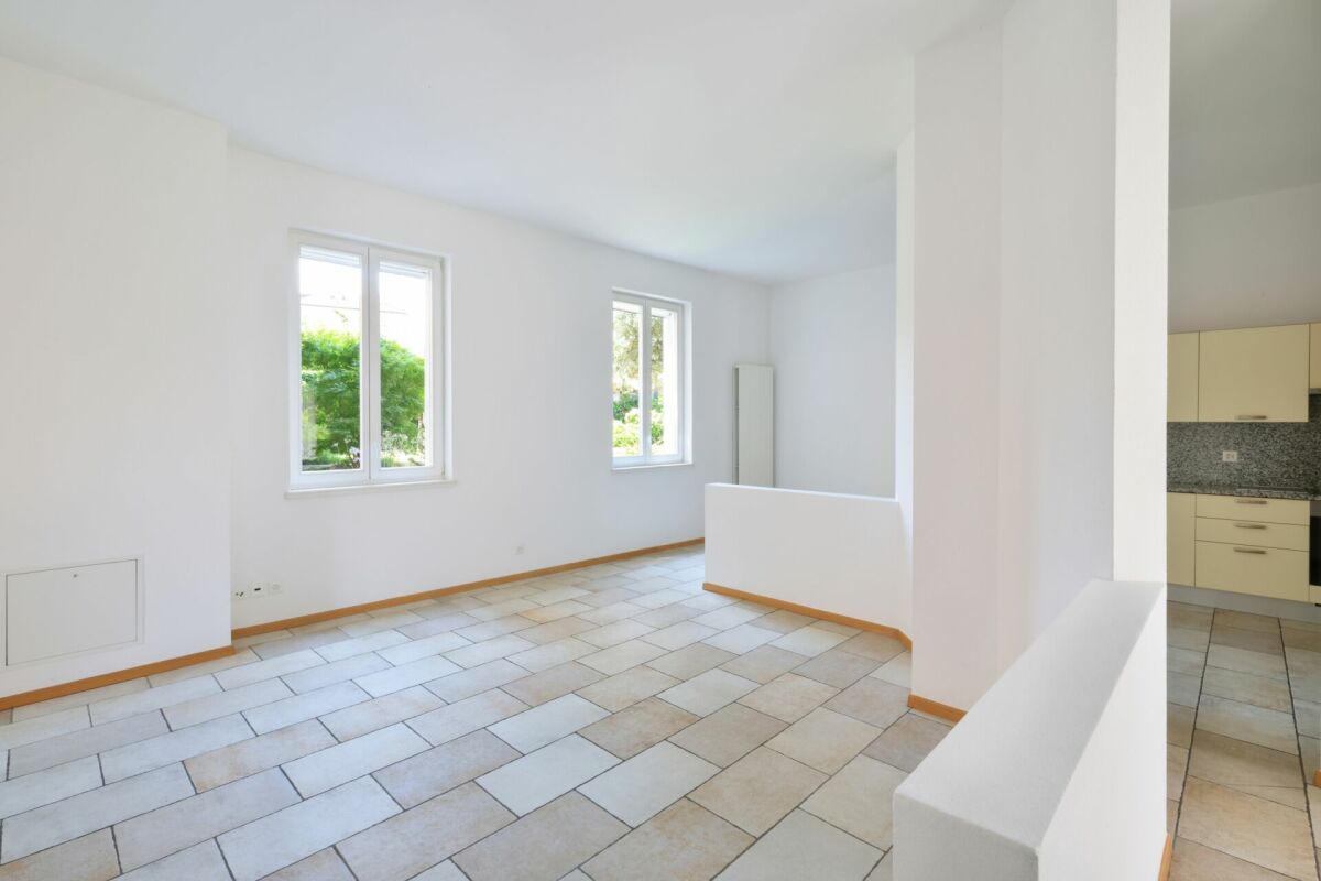 6 rooms single house, photo 4 of 10