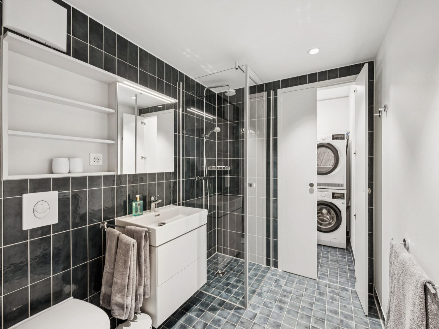 2 ½ rooms furnished flat, photo 8 of 10