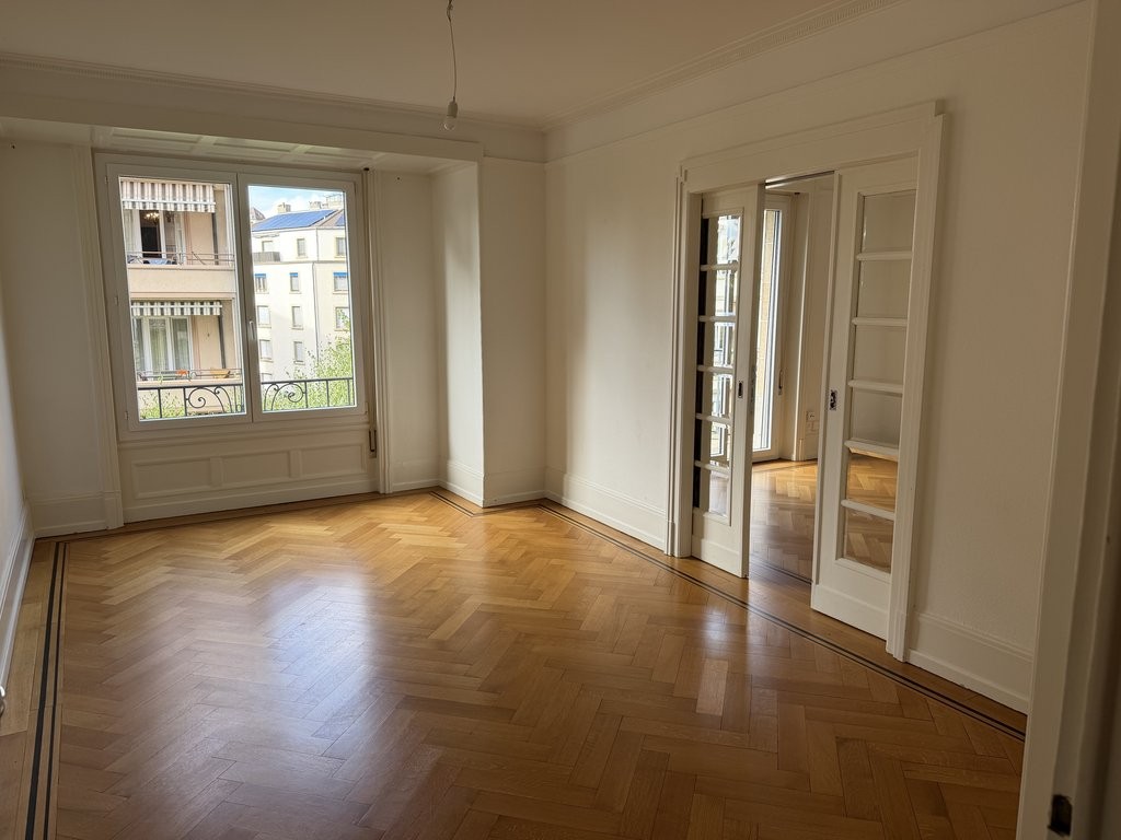 4 rooms apartment, photo 2 of 9