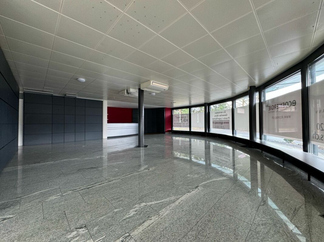 270m² advertising area, photo 3 of 10
