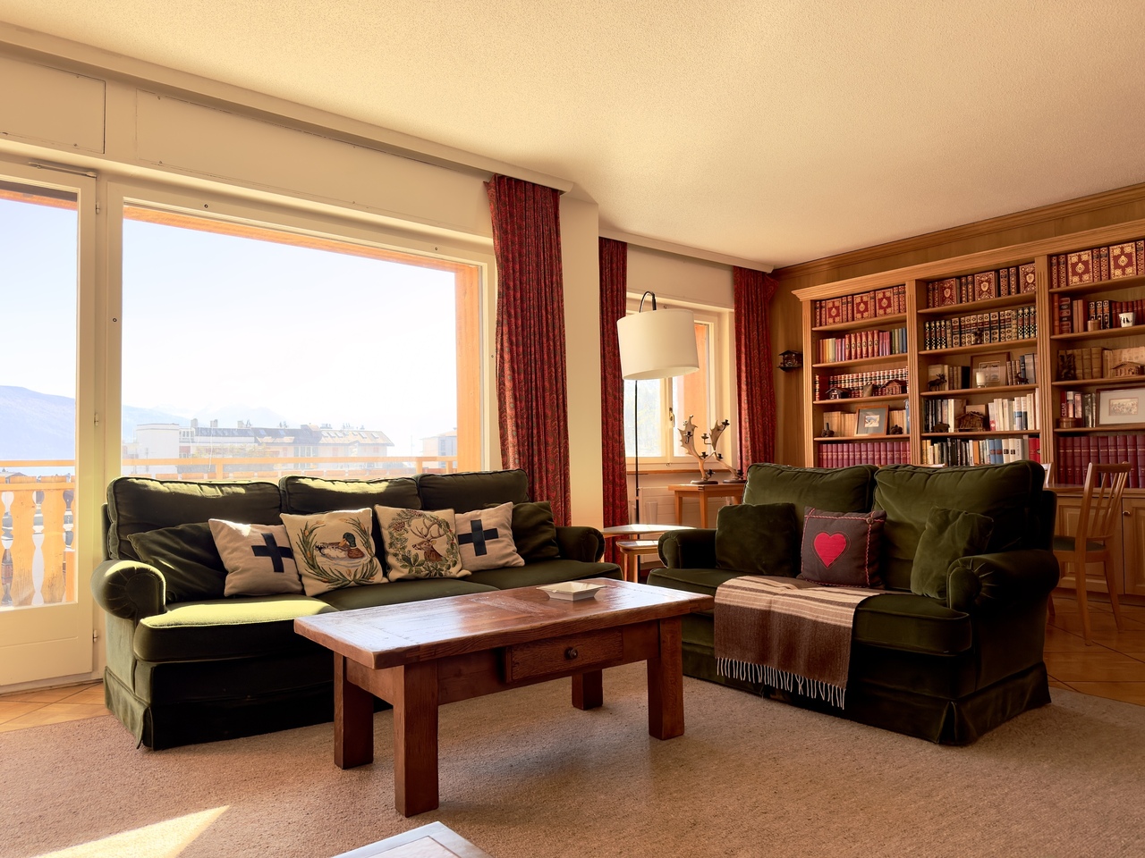 5 rooms apartment