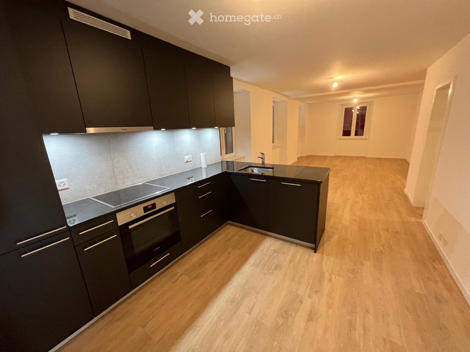 4 rooms apartment, photo 2 of 5