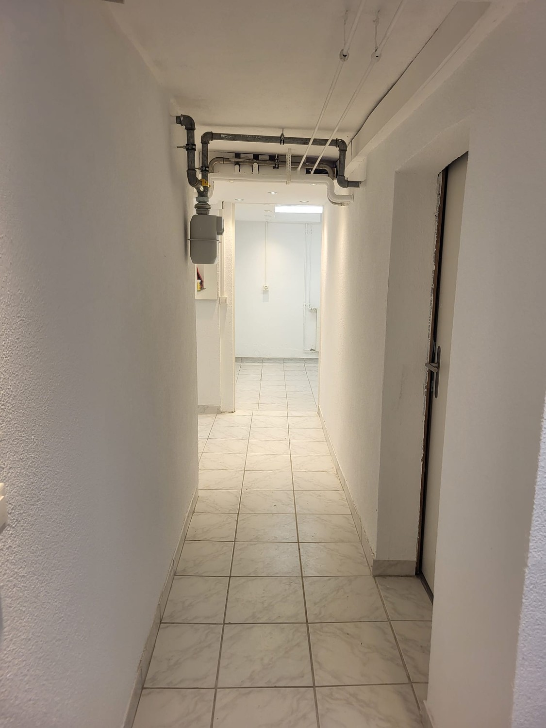 75m² commerciale