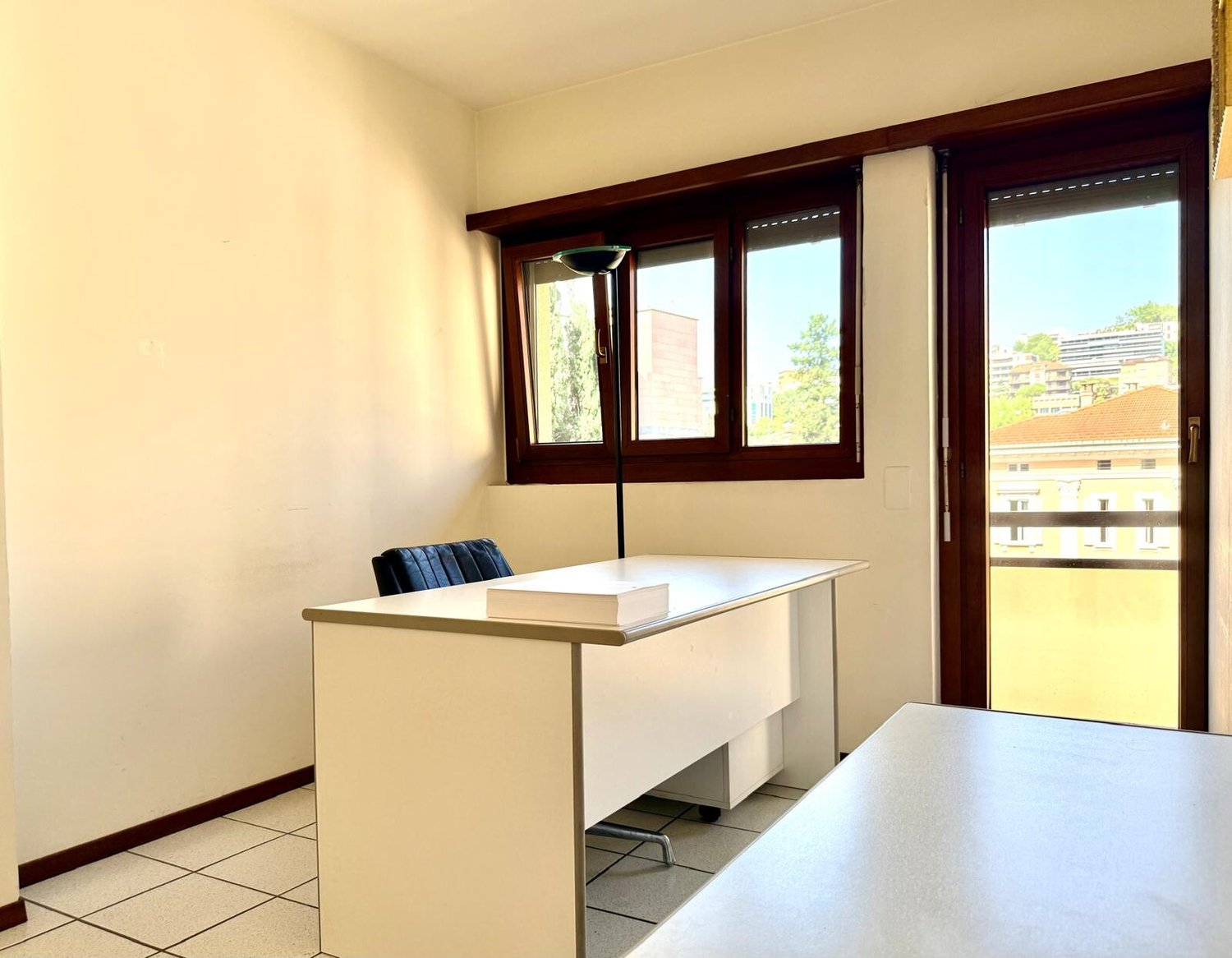 20m² office