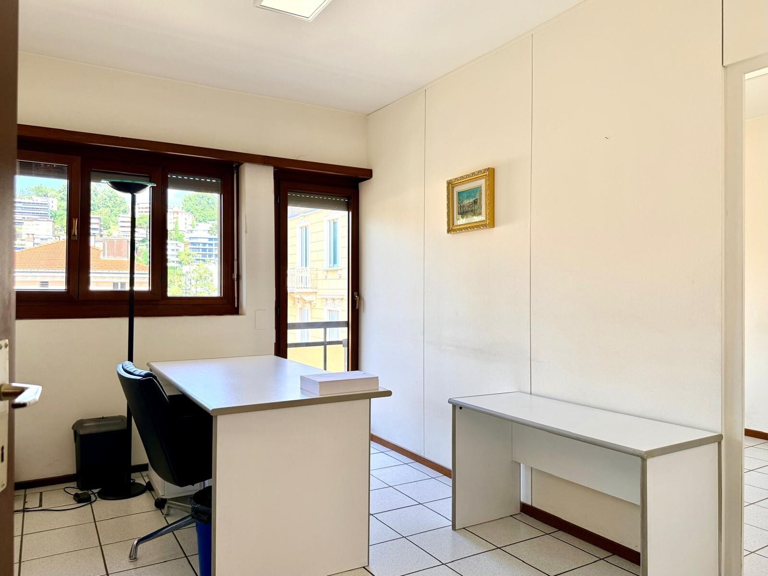 20m² office
