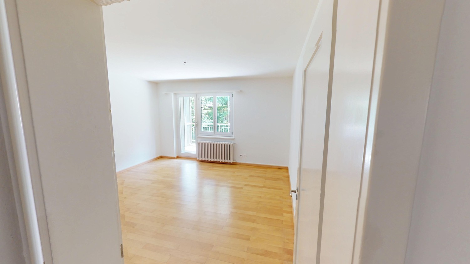 2 rooms apartment, photo 2 of 8