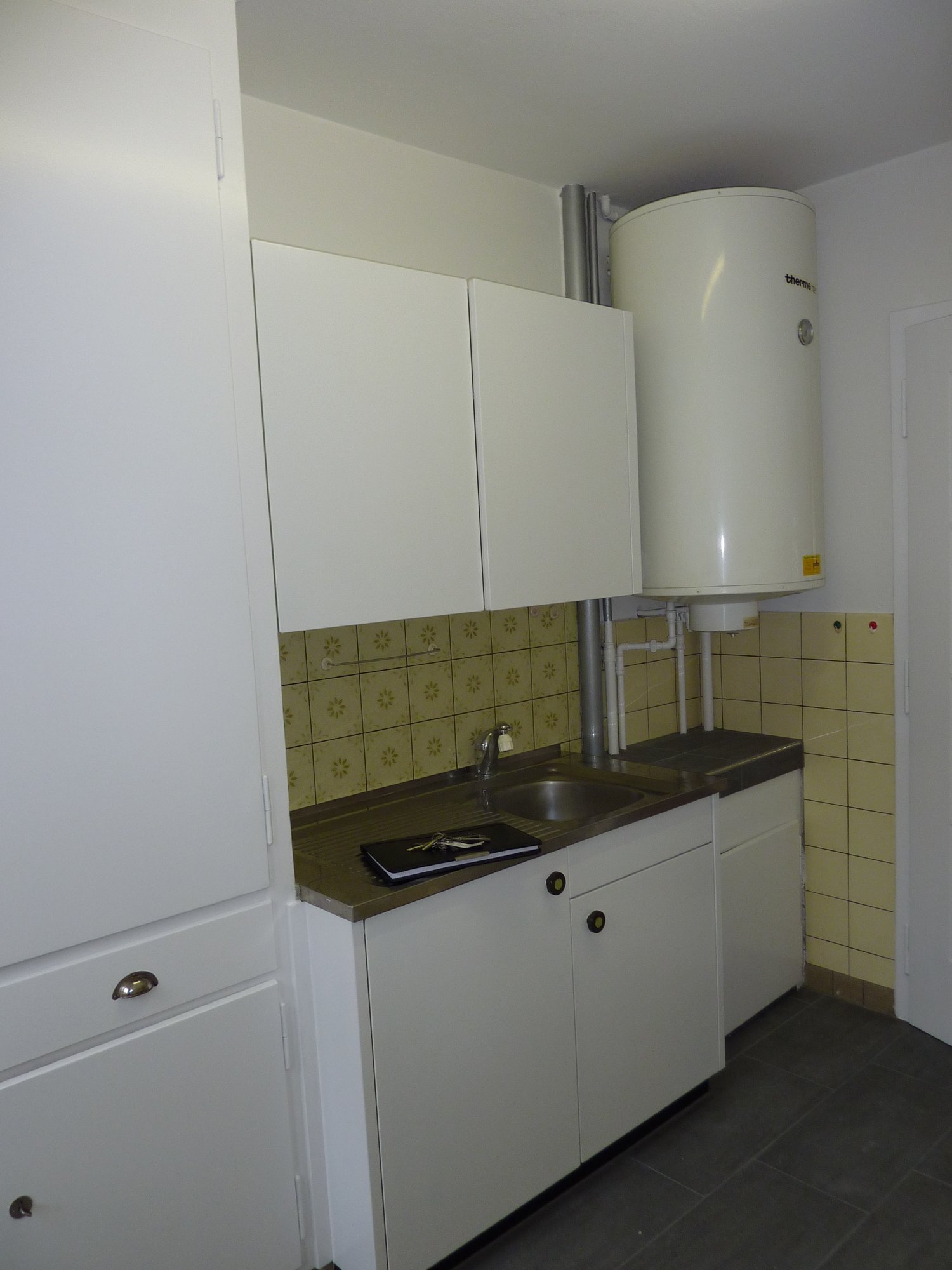 3 rooms apartment, photo 3 of 10