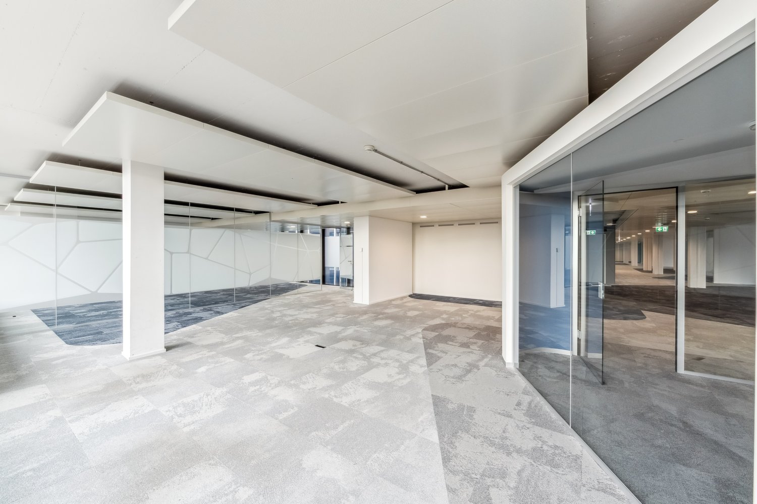 1183m² office, photo 8 of 10