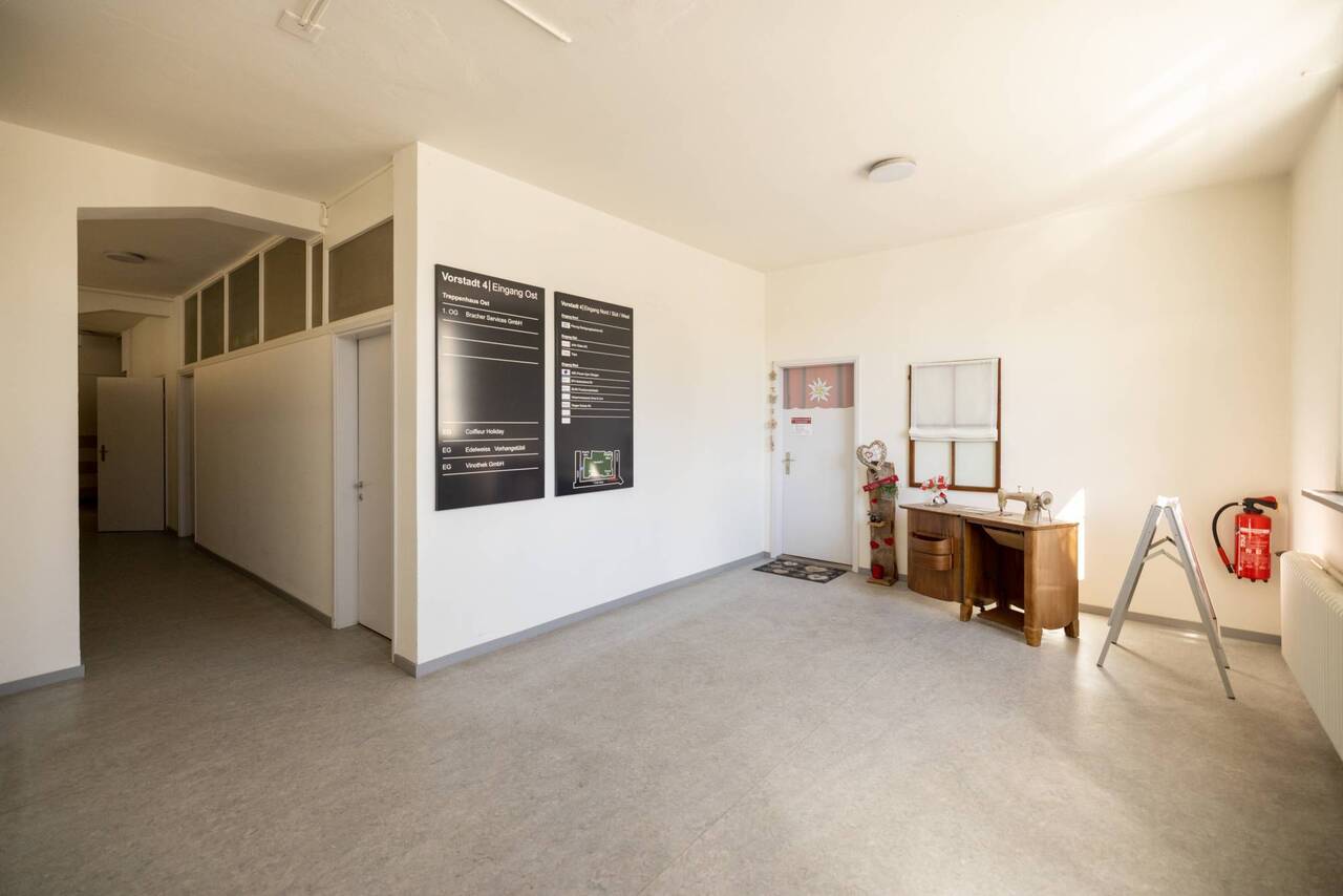 100m² commerciale