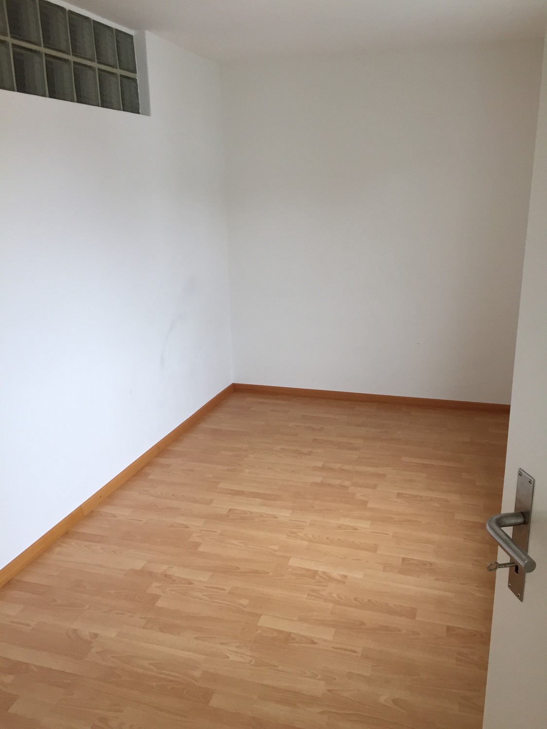 4 rooms apartment, photo 3 of 10