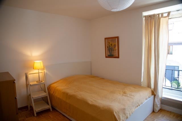 1 room single room, photo 1 of 3