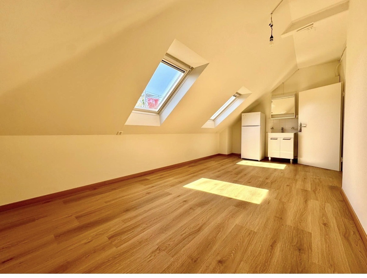 4 rooms roof flat, photo 4 of 8