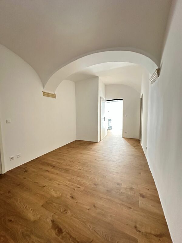 3 rooms apartment, photo 2 of 10