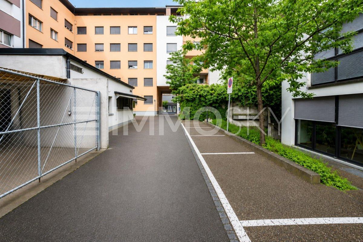 287m² shop, photo 6 of 7