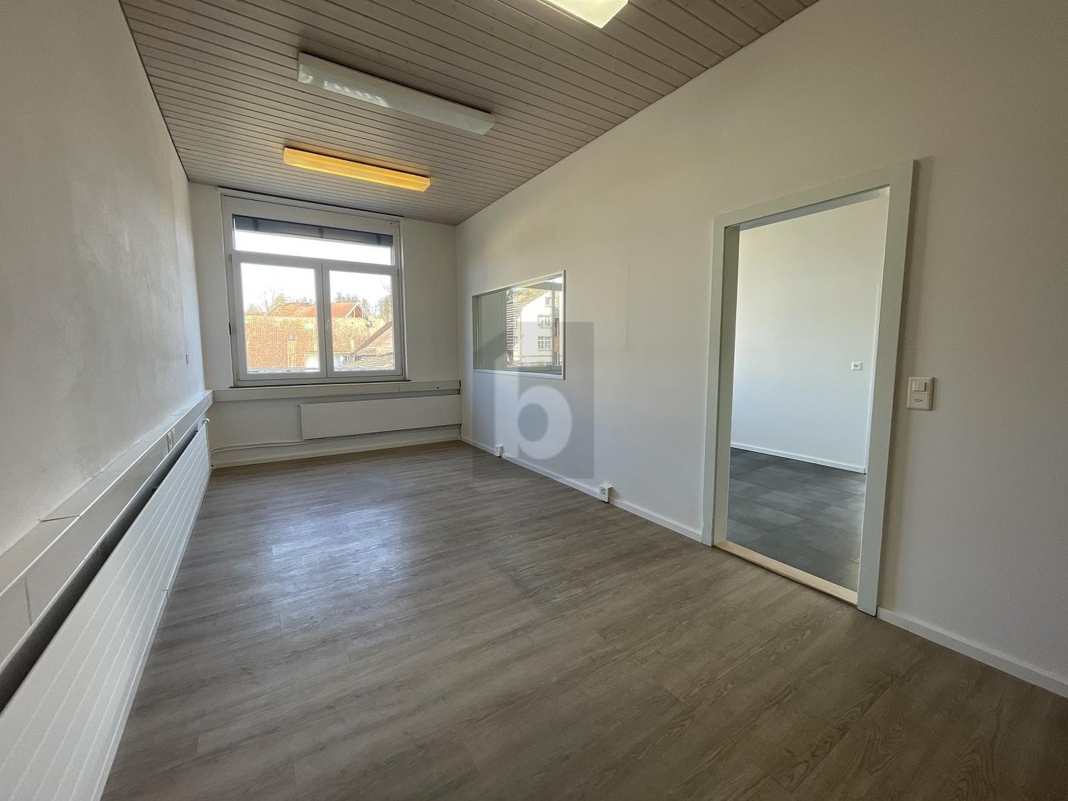100m² office, foto 2 di 4