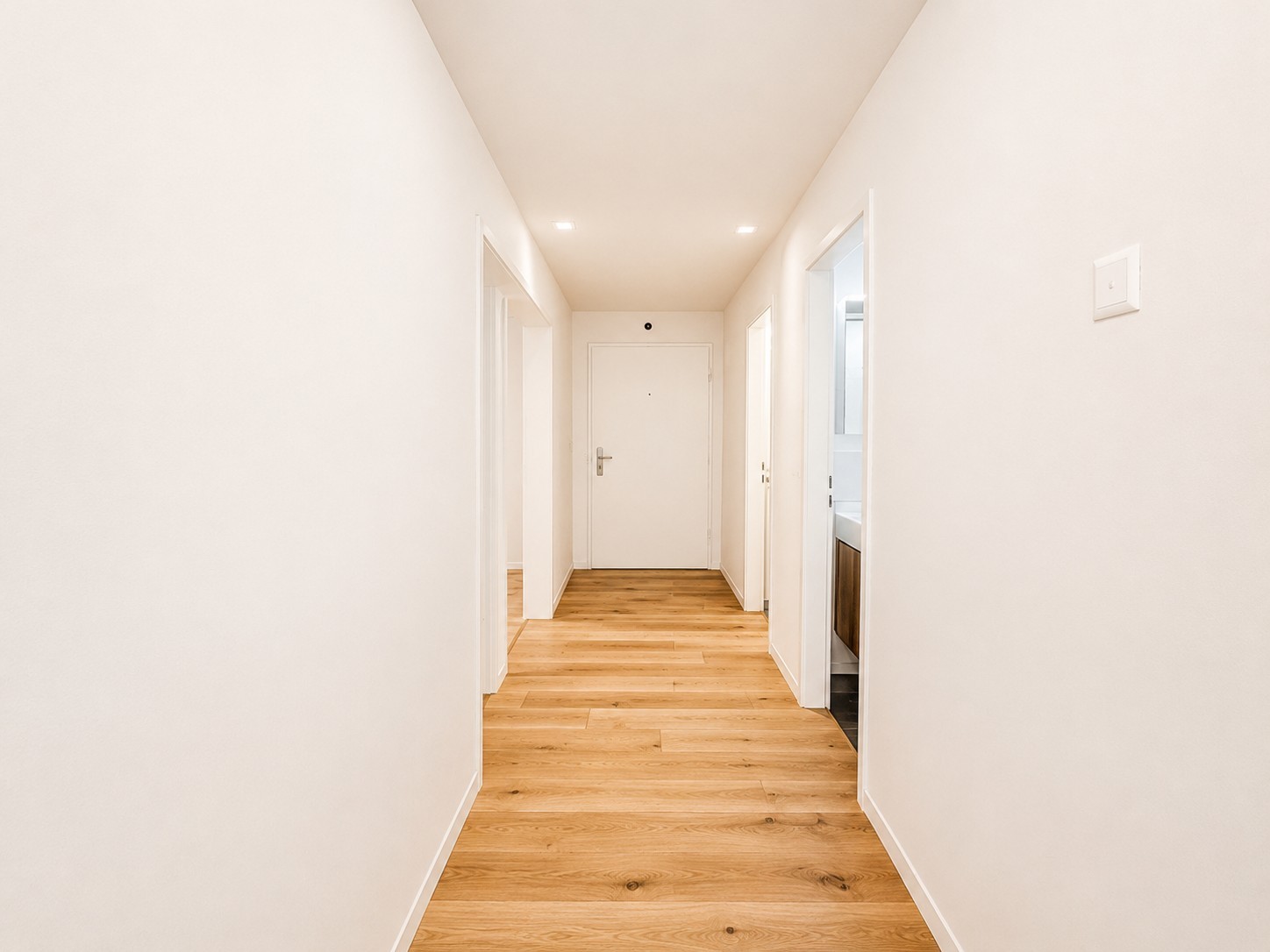 4 rooms apartment, photo 6 of 10