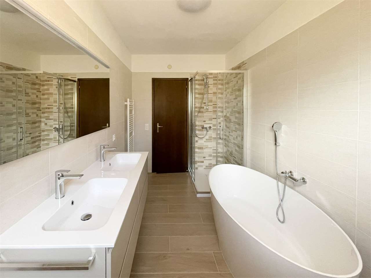4 ½ rooms furnished flat