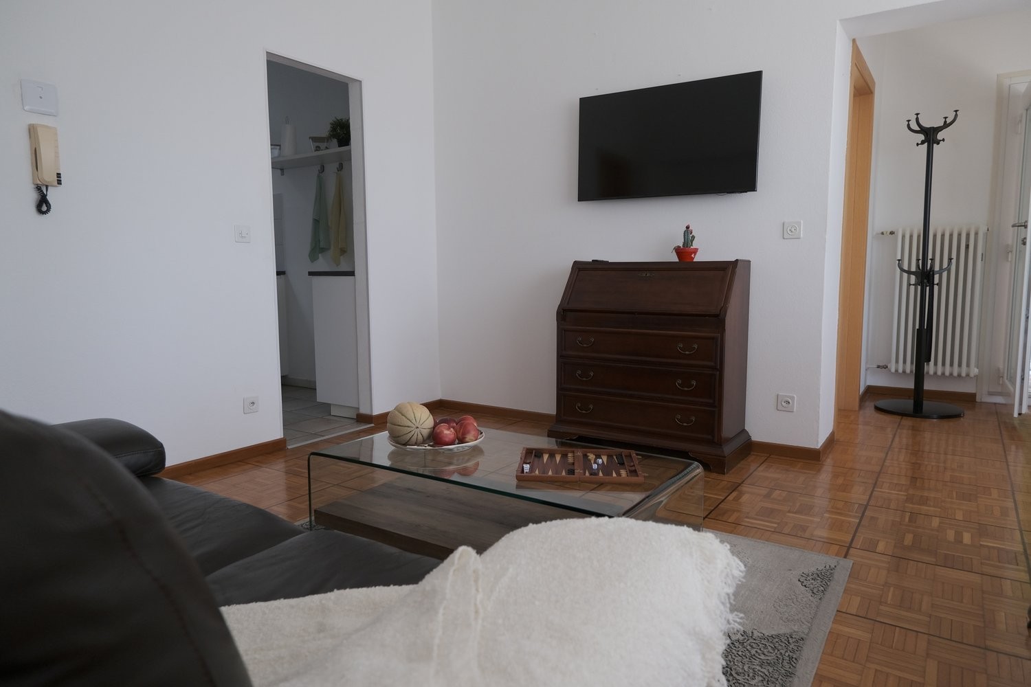 3 rooms furnished flat, photo 3 of 10