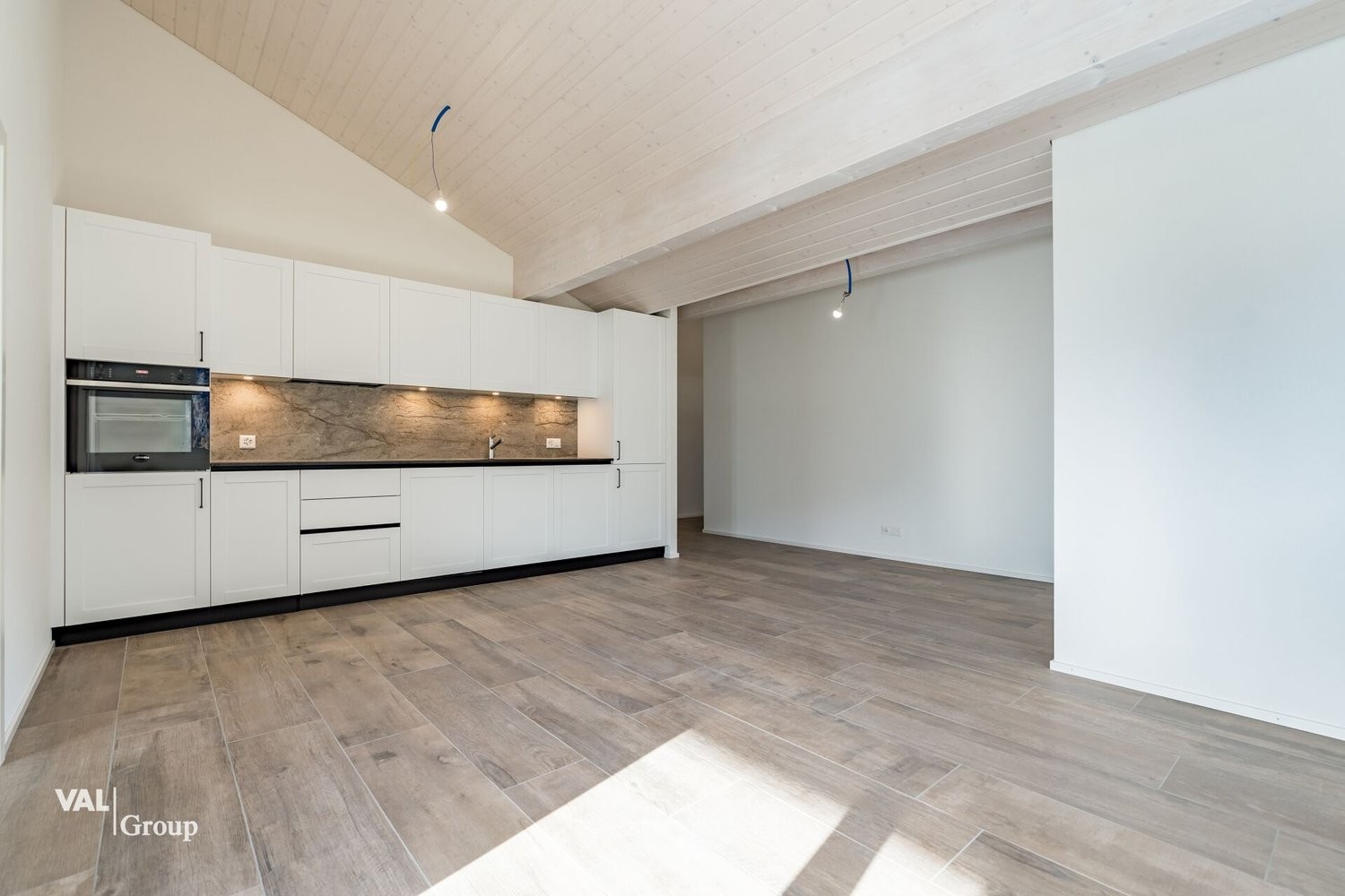 4 ½ room attic flat, photo 2 of 10