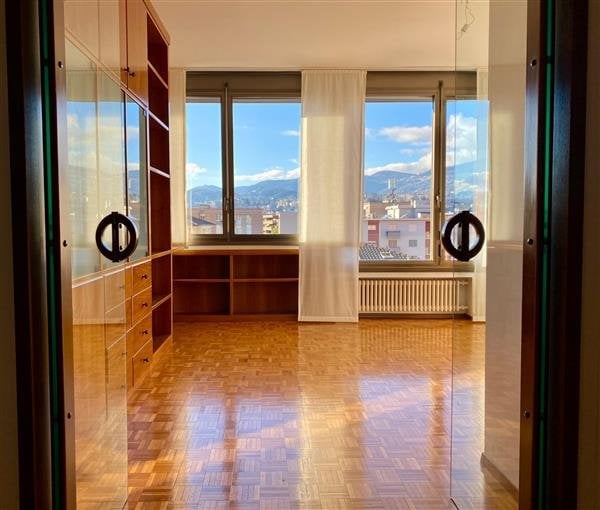 2 rooms apartment, photo 1 of 5