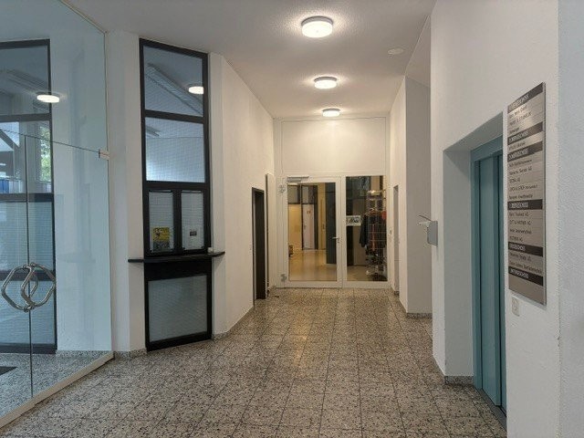329m² office, photo 7 of 7