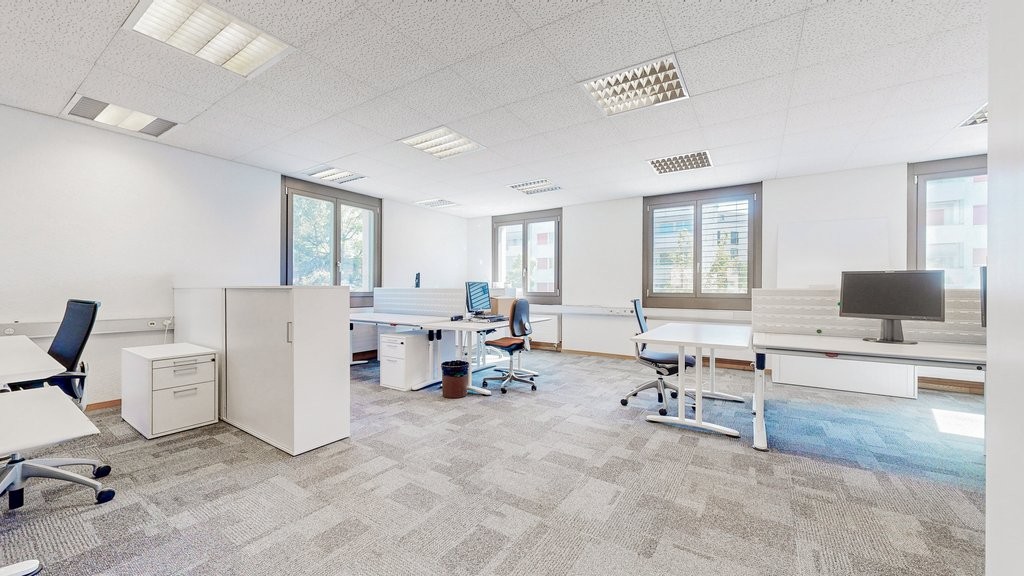 330m² office, photo 6 of 10