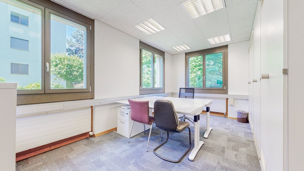 330m² office, photo 5 of 10