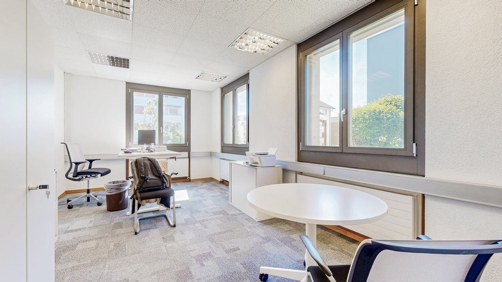 330m² office, photo 7 of 10