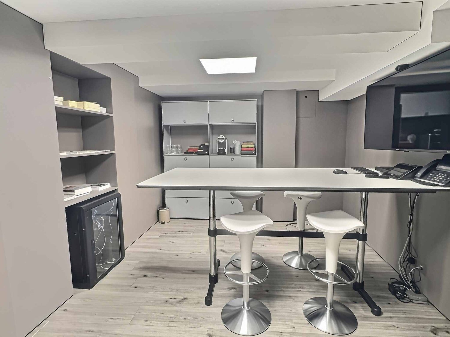 60m² office, photo 3 of 4