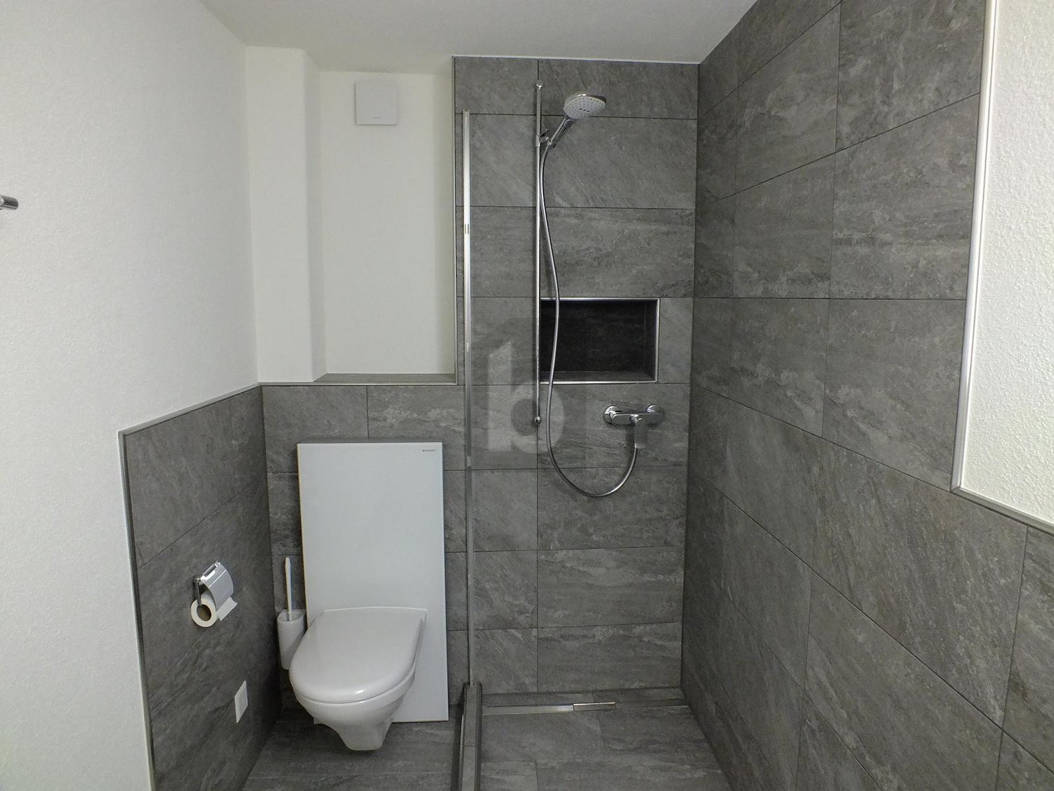 15 rooms multi family house, photo 3 of 4
