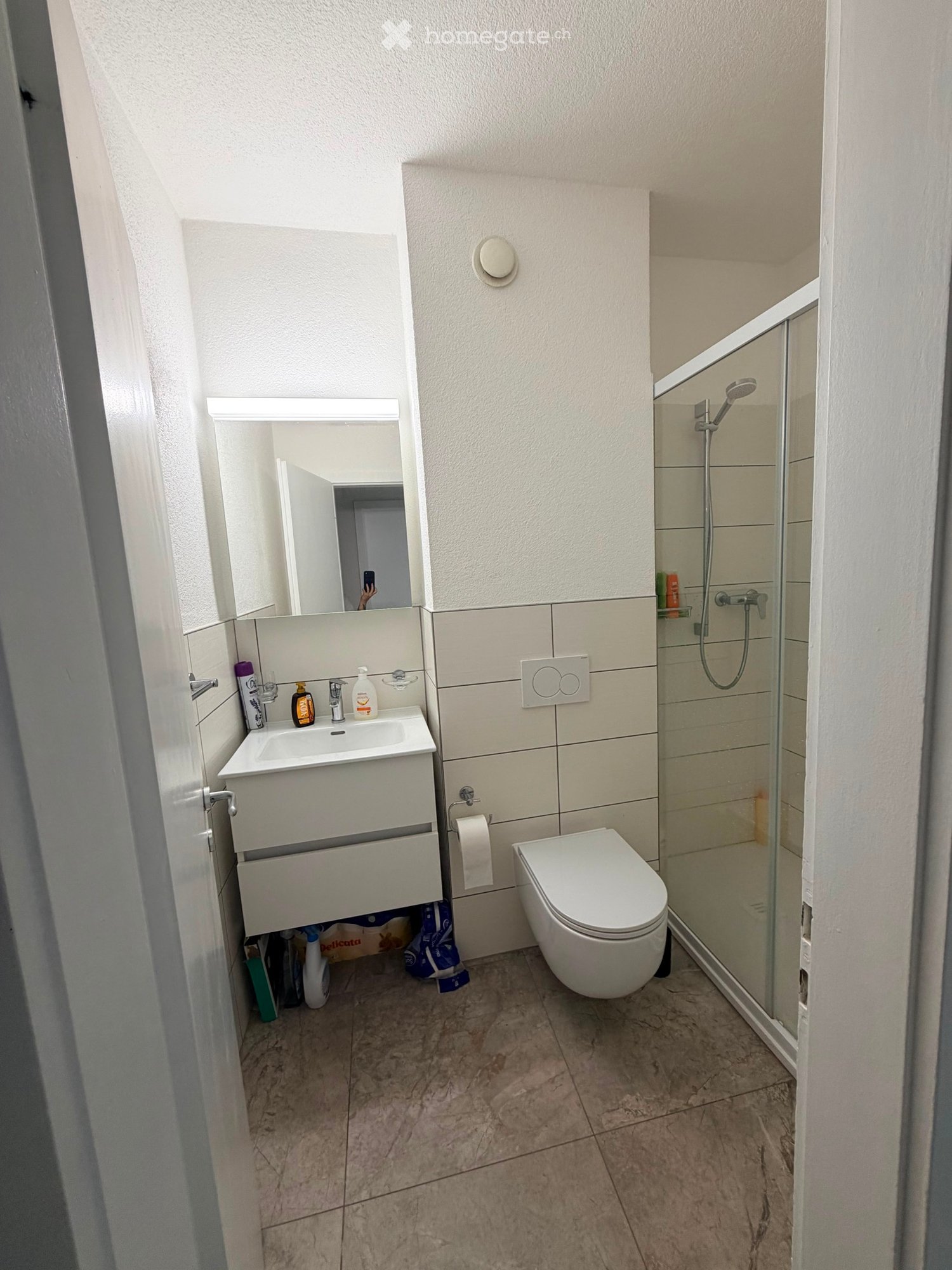 1 room single room