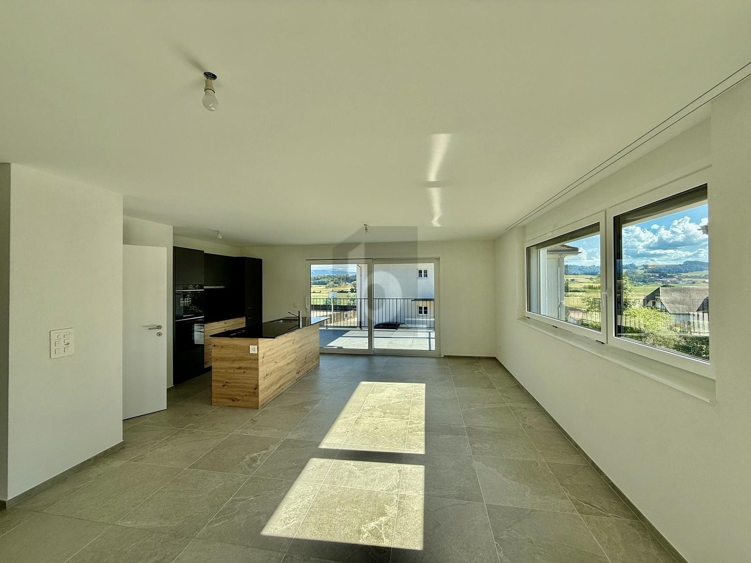 5 ½ rooms apartment, photo 3 of 4
