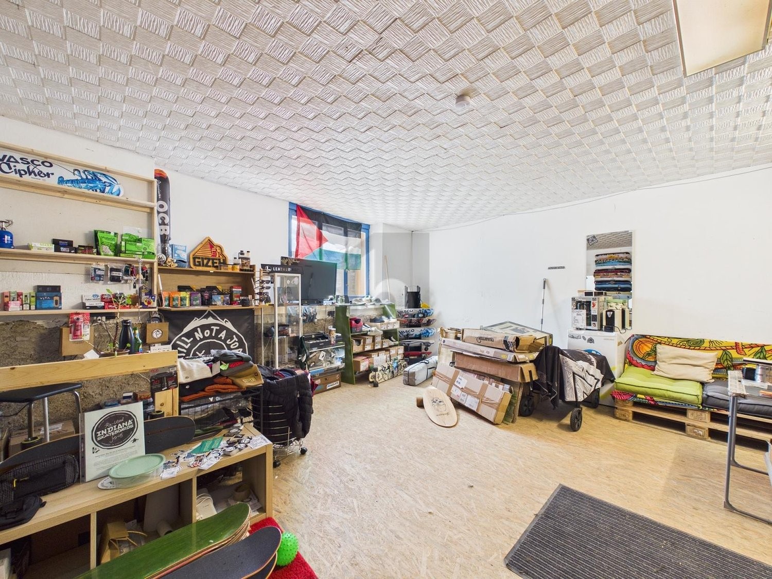 27m² office, photo 1 of 2