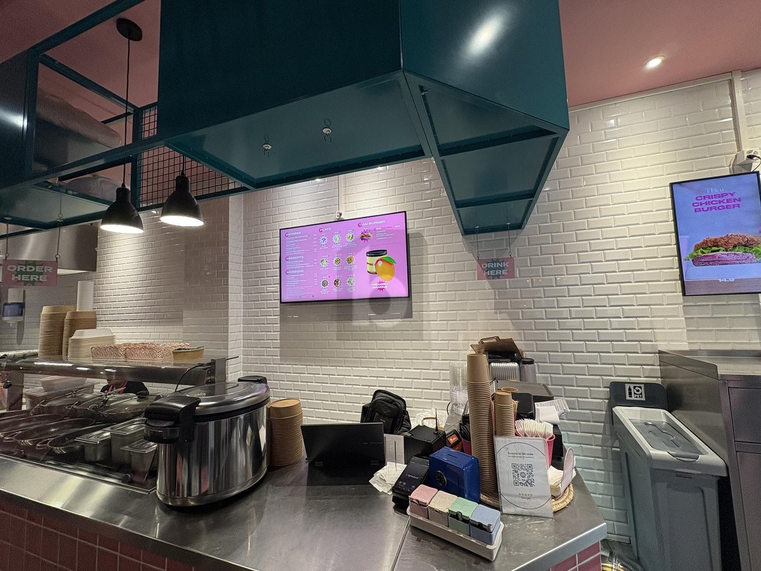50m² restaurant, photo 1 of 4