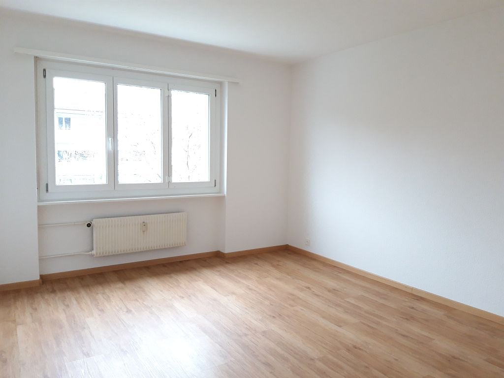 3 rooms apartment, photo 3 of 5
